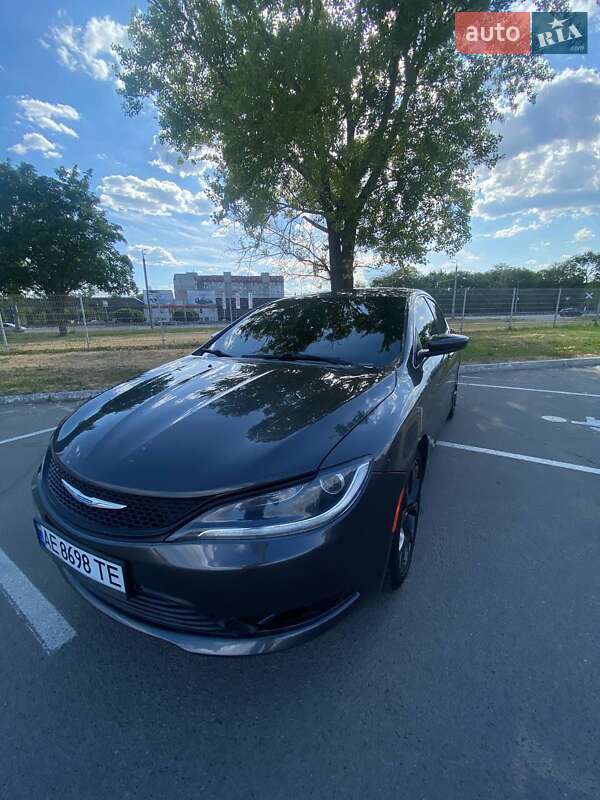 Седан Chrysler 200 2014 в Киеве