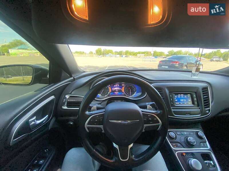 Седан Chrysler 200 2014 в Киеве