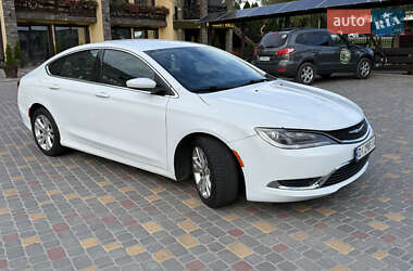 Седан Chrysler 200 2015 в 