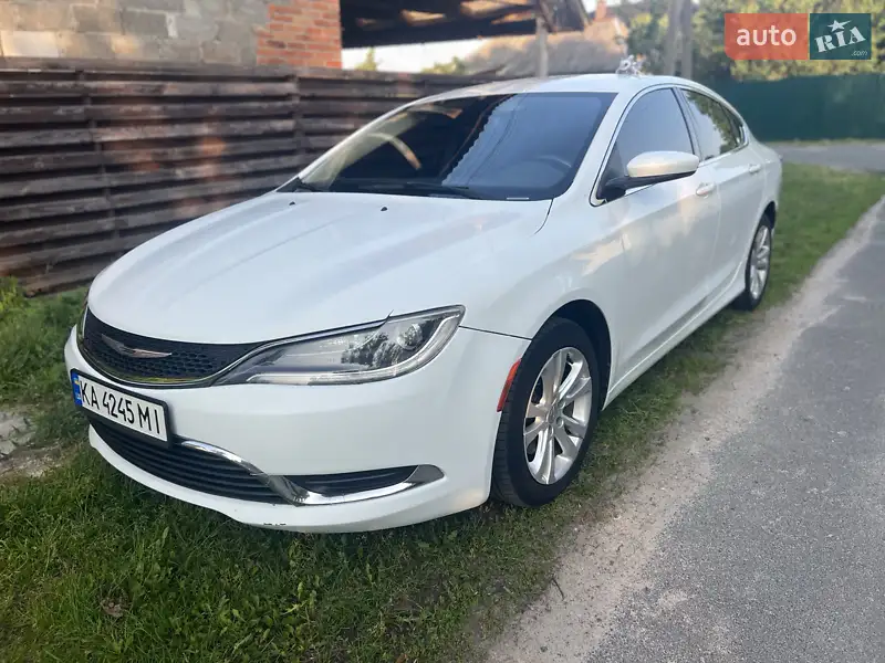 Chrysler 200 2015