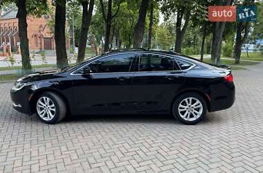 Седан Chrysler 200 2015 в 