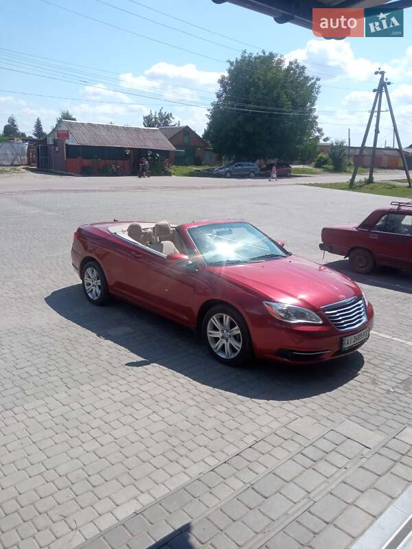 Кабриолет Chrysler 200 2011 в Липовце фото 4 Кабриолет Chrysler 200 2011 в Липовце