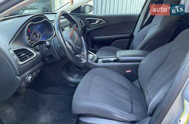 Седан Chrysler 200 2014 в 