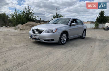 Седан Chrysler 200 2012 в Ровно
