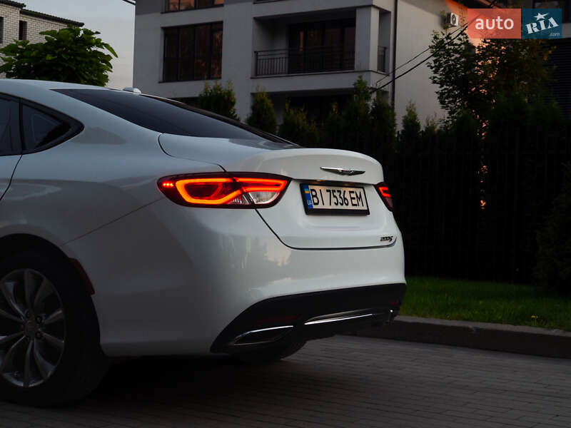 Седан Chrysler 200 2014 в Кременчуге