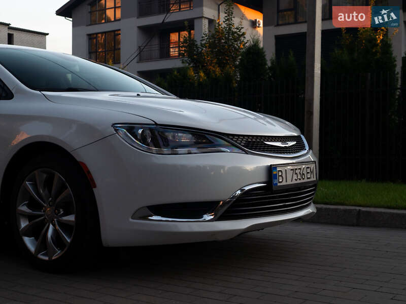 Седан Chrysler 200 2014 в Кременчуге