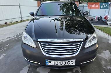 Седан Chrysler 200 2012 в Бердичеві