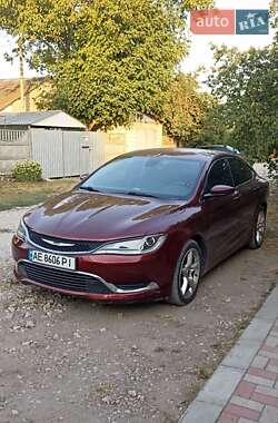 Седан Chrysler 200 2015 в 
