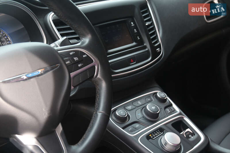 Седан Chrysler 200 2014 в Одессе
