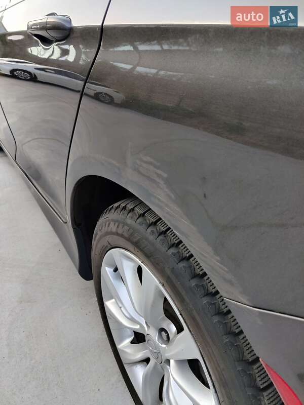 Седан Chrysler 200 2014 в Днепре