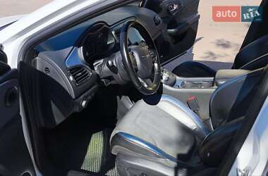 Седан Chrysler 200 2015 в 
