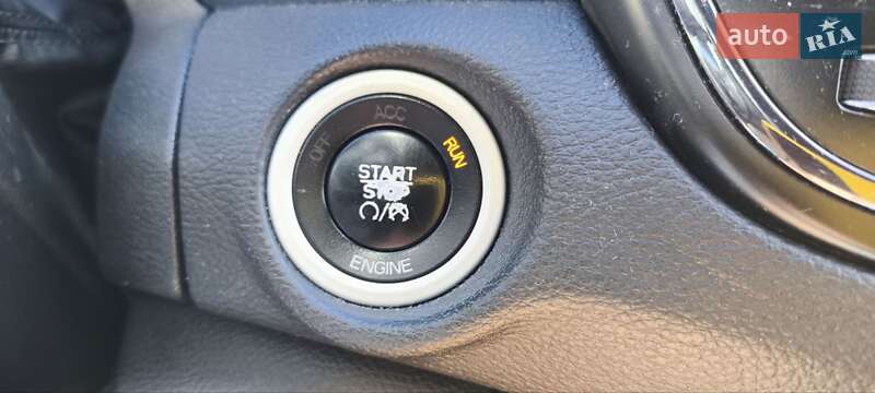 Седан Chrysler 200 2015 в Броварах фото 22 Седан Chrysler 200 2015 в Броварах