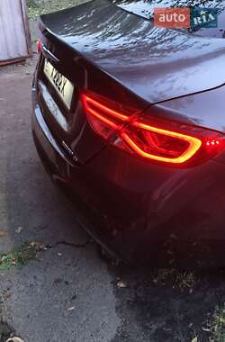 Седан Chrysler 200 2015 в 