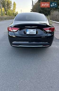 Седан Chrysler 200 2016 в 