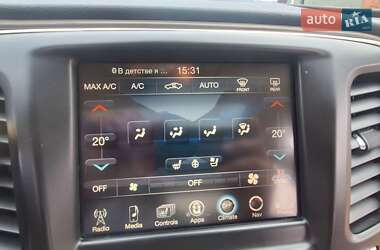 Седан Chrysler 200 2015 в 