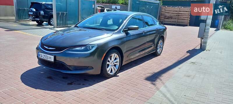 Chrysler 200 2016