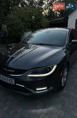 Седан Chrysler 200 2016 в Черкассах