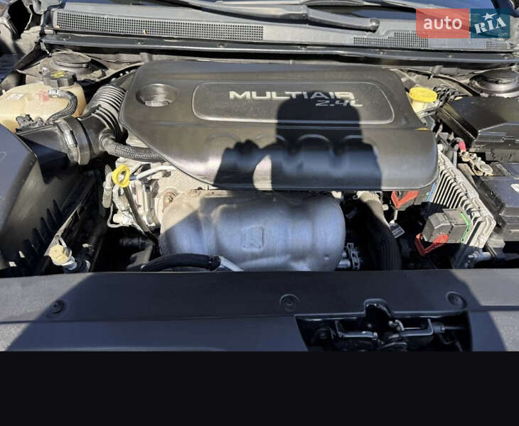 Седан Chrysler 200 2015 в Балте