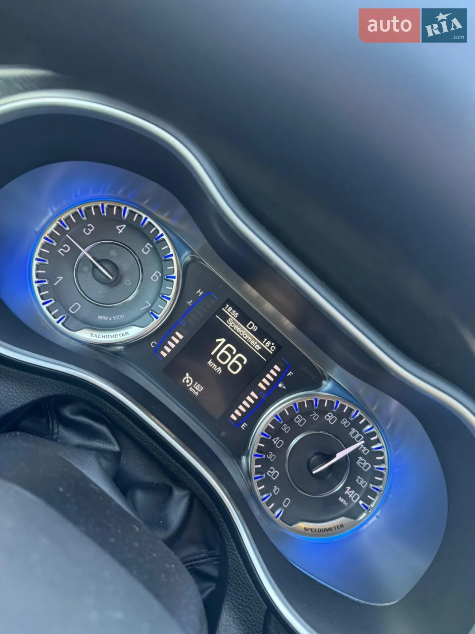 2014 Chrysler 200 - мініатюра 9