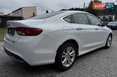 Седан Chrysler 200 2016 в 