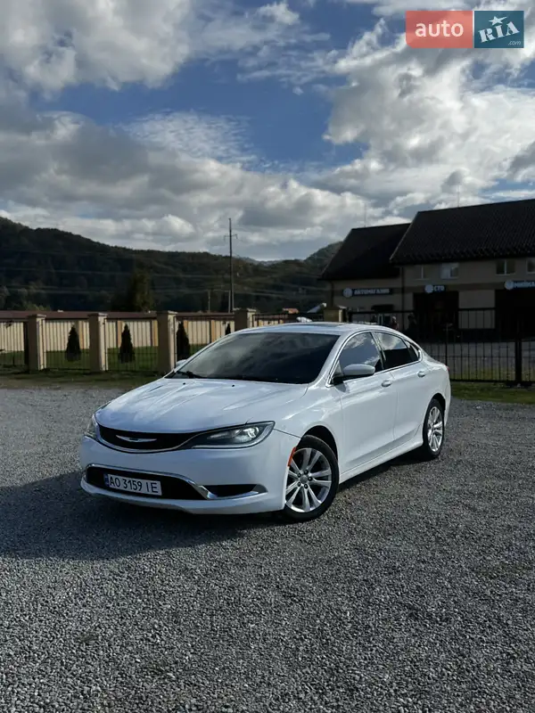 Chrysler 200 2015