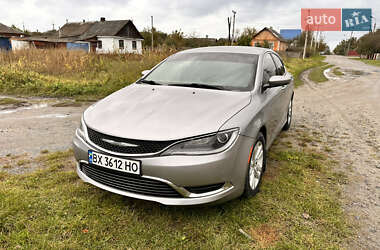 Седан Chrysler 200 2015 в 