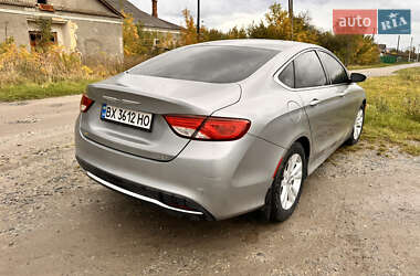Седан Chrysler 200 2015 в 
