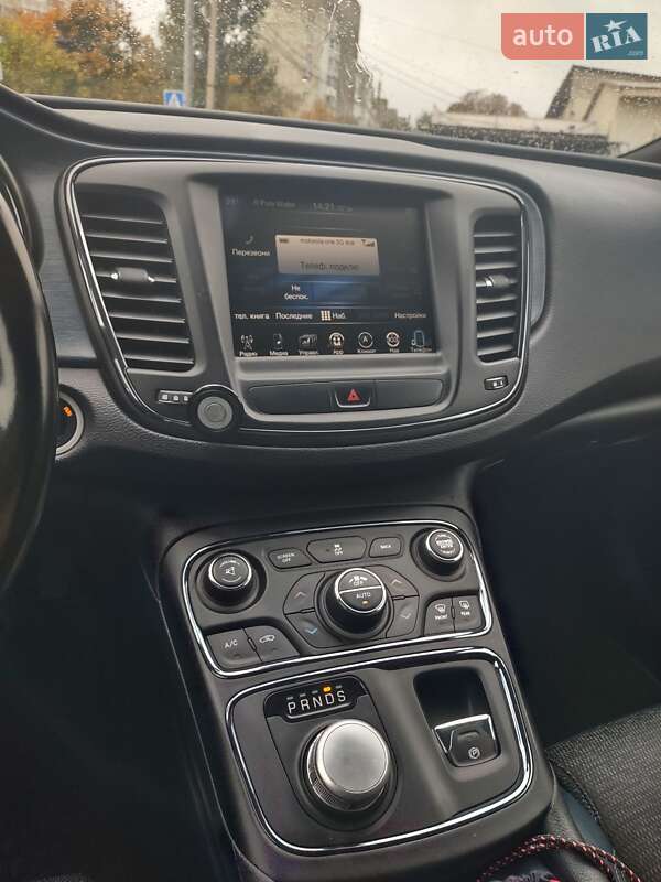 Седан Chrysler 200 2014 в Одессе