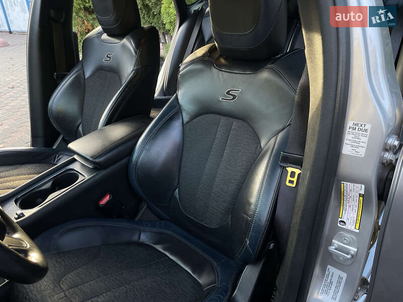 Седан Chrysler 200 2014 в Киеве фото 12 Седан Chrysler 200 2014 в Киеве