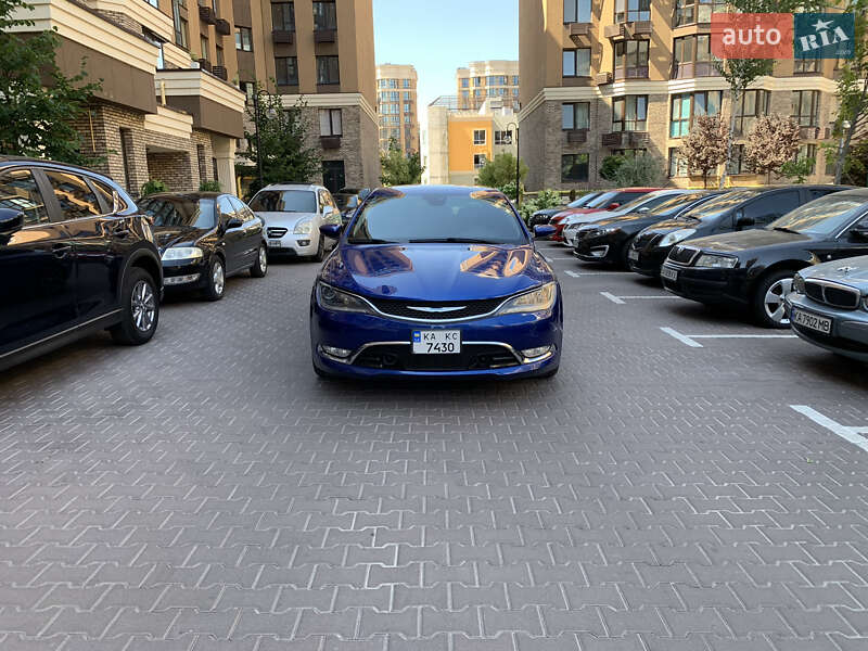 Седан Chrysler 200 2015 в Киеве фото 2 Седан Chrysler 200 2015 в Киеве