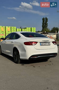 Седан Chrysler 200 2014 в 