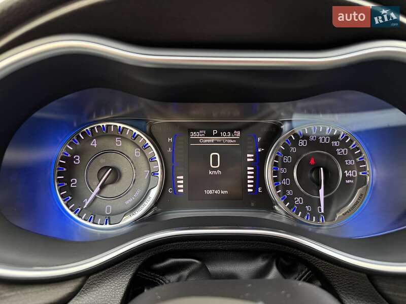 Седан Chrysler 200 2016 в Луцке фото 8 Седан Chrysler 200 2016 в Луцке