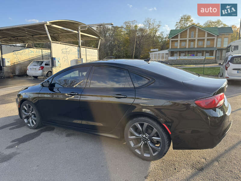 Седан Chrysler 200 2014 в Первомайске