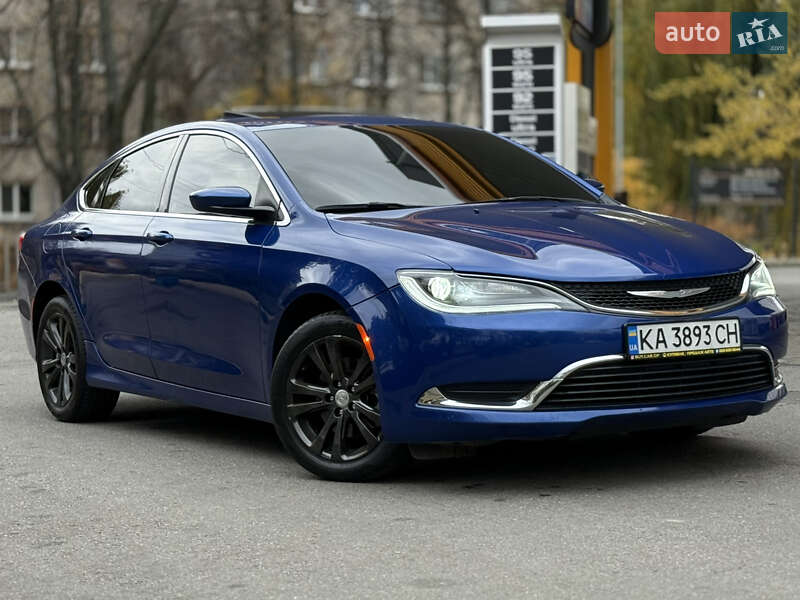 Седан Chrysler 200 2015 в Днепре