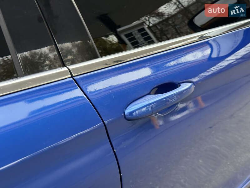 Седан Chrysler 200 2015 в Днепре