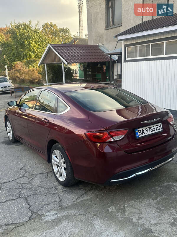 Седан Chrysler 200 2015 в Кропивницькому