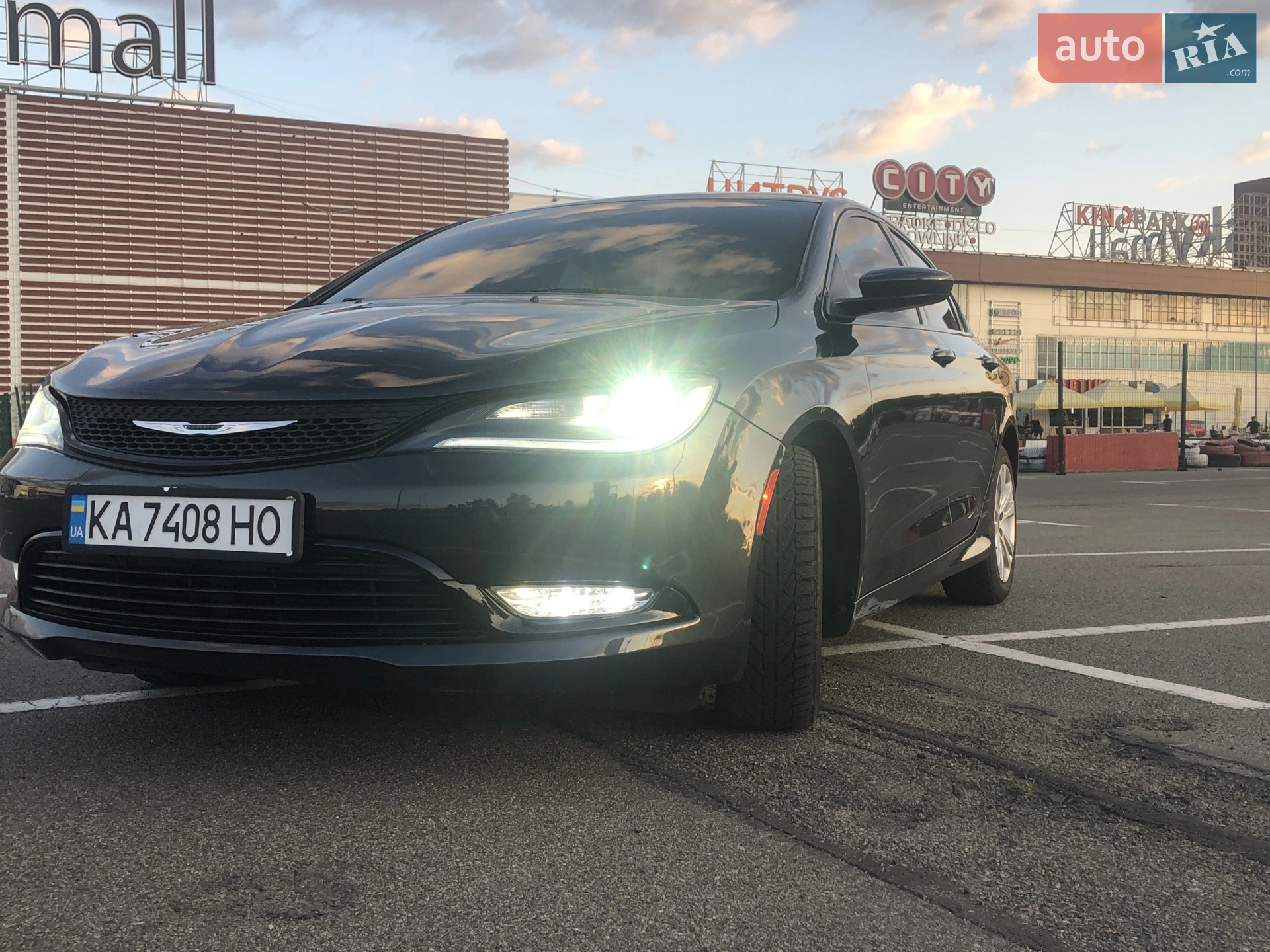 2016 Chrysler 200 - мініатюра 8