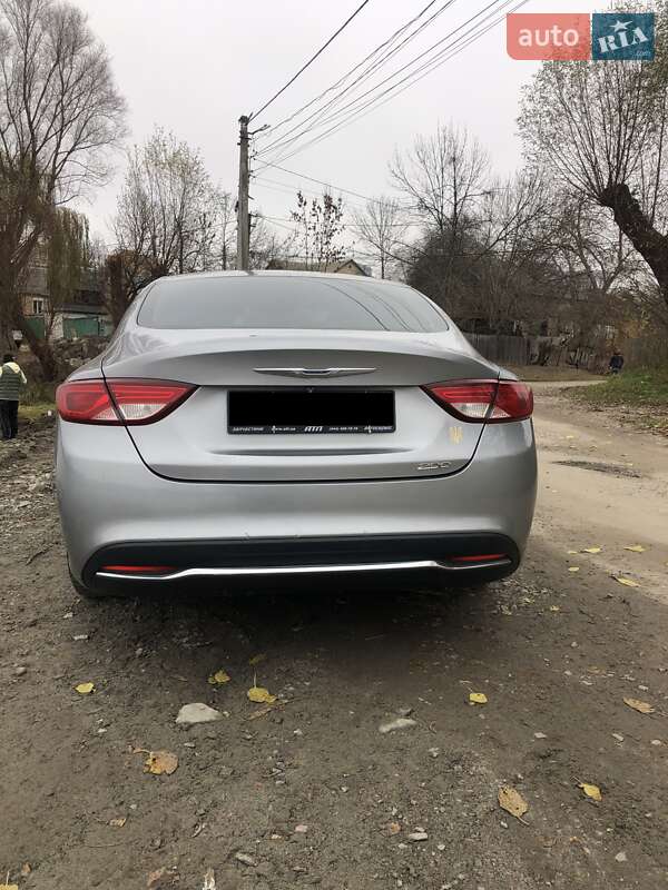Седан Chrysler 200 2015 в Киеве фото 14 Седан Chrysler 200 2015 в Киеве