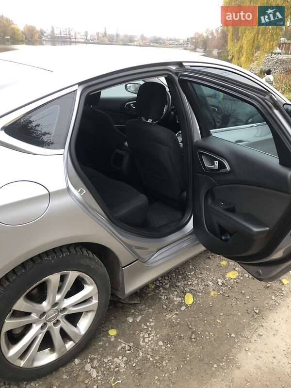 Седан Chrysler 200 2015 в Киеве фото 11 Седан Chrysler 200 2015 в Киеве