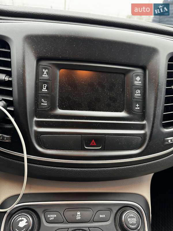 Седан Chrysler 200 2015 в Киеве фото 15 Седан Chrysler 200 2015 в Киеве