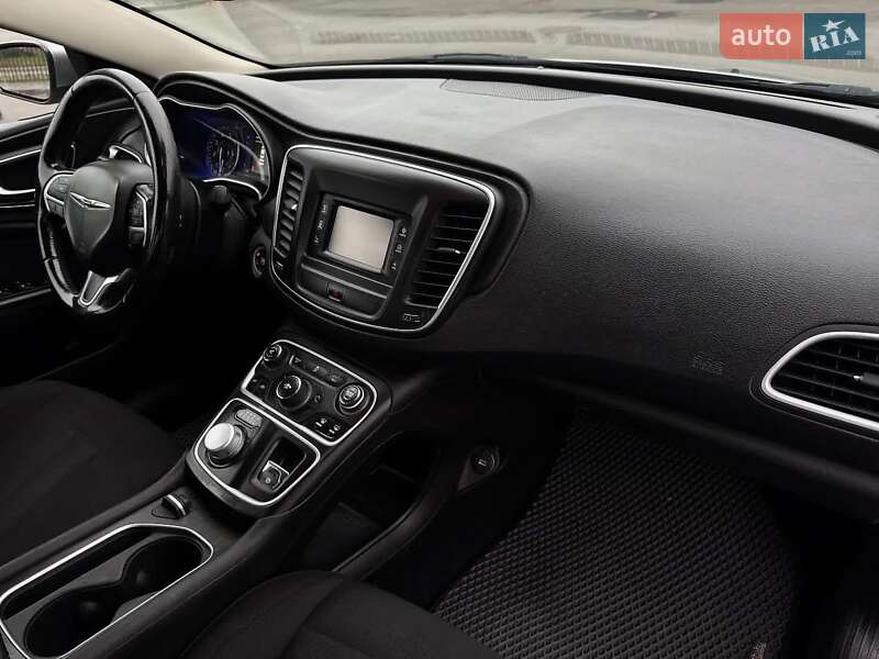 Седан Chrysler 200 2014 в Чернигове фото 13 Седан Chrysler 200 2014 в Чернигове