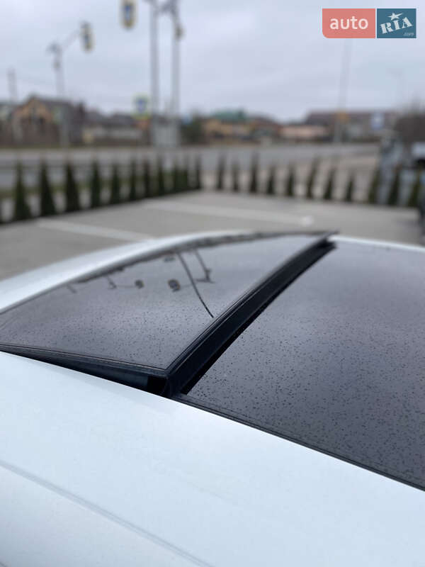 Седан Chrysler 200 2016 в Вінниці