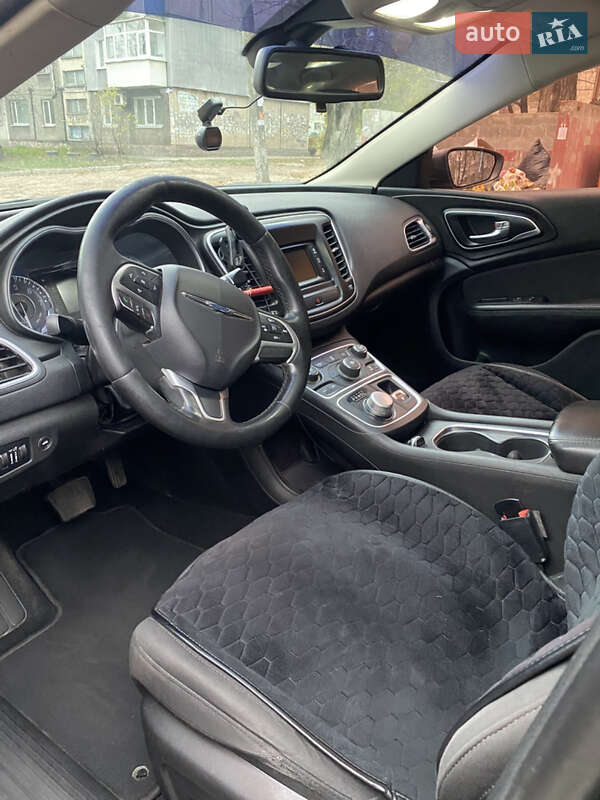 Седан Chrysler 200 2015 в Каменском фото 13 Седан Chrysler 200 2015 в Каменском