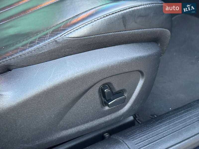 Седан Chrysler 200 2016 в Виннице