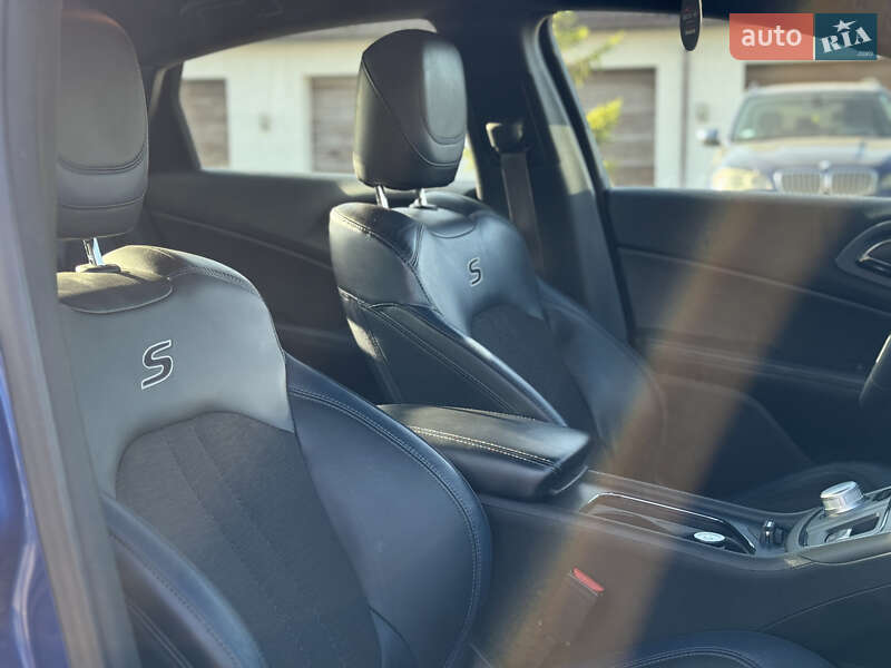 Седан Chrysler 200 2015 в Ровно фото 18 Седан Chrysler 200 2015 в Ровно