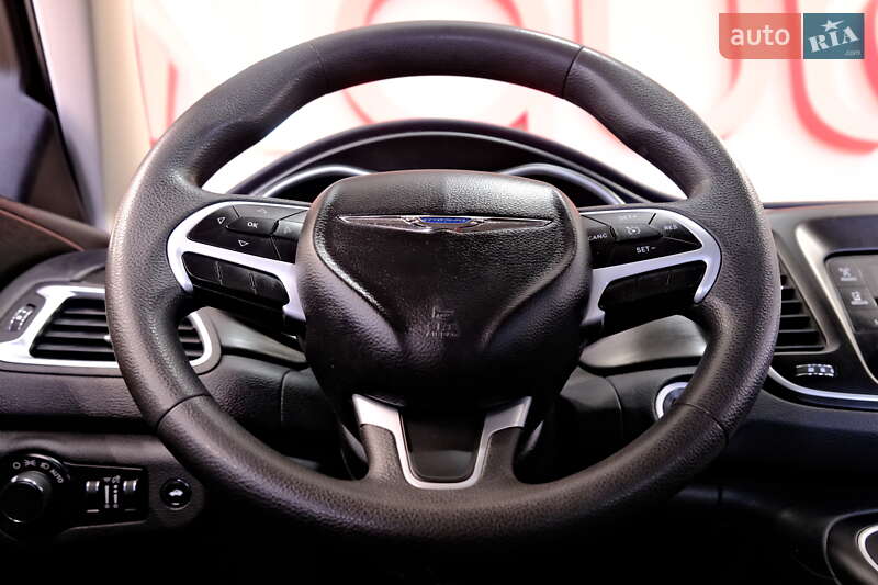 Седан Chrysler 200 2014 в Одессе