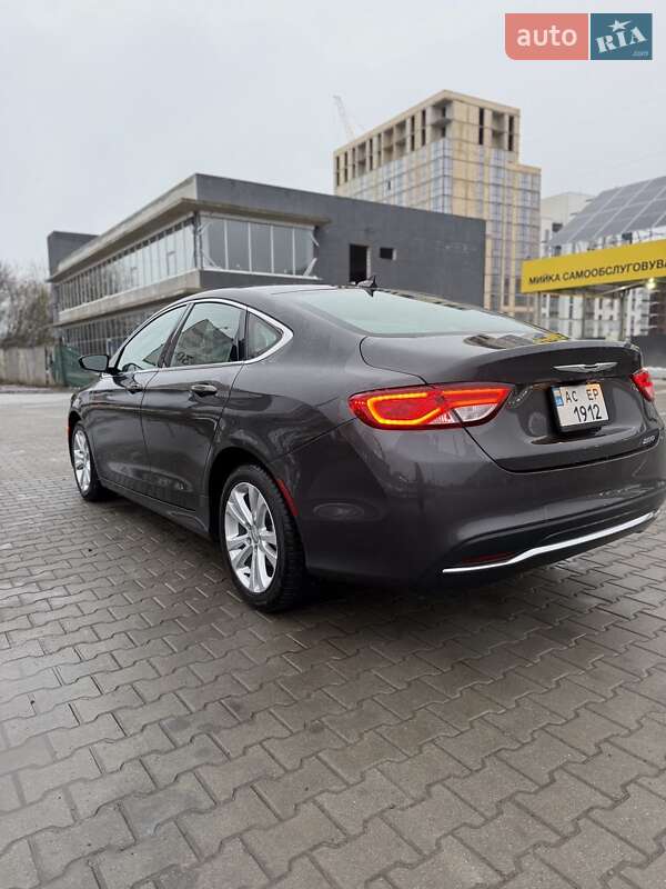 Седан Chrysler 200 2016 в Луцьку фото 5 Седан Chrysler 200 2016 в Луцьку