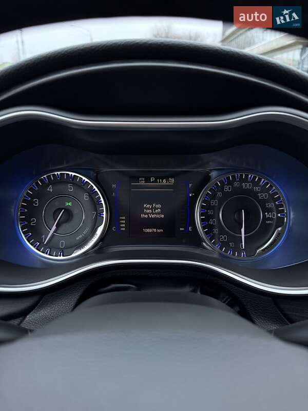 Седан Chrysler 200 2016 в Луцьку фото 11 Седан Chrysler 200 2016 в Луцьку
