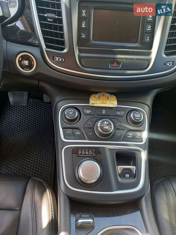 Седан Chrysler 200 2014 в Вінниці