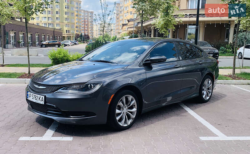 Седан Chrysler 200 2015 в Києві фото Седан Chrysler 200 2015 в Києві